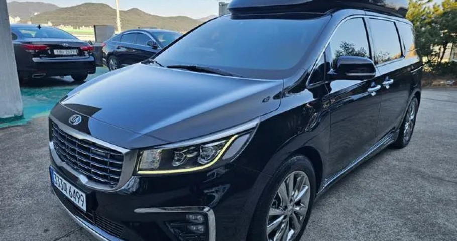 Kia Carnival 