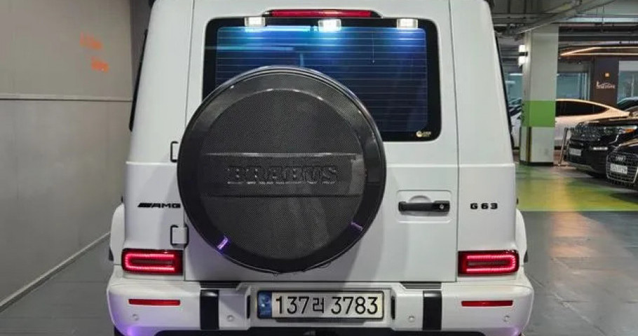 Mercedes-Benz G-Class 