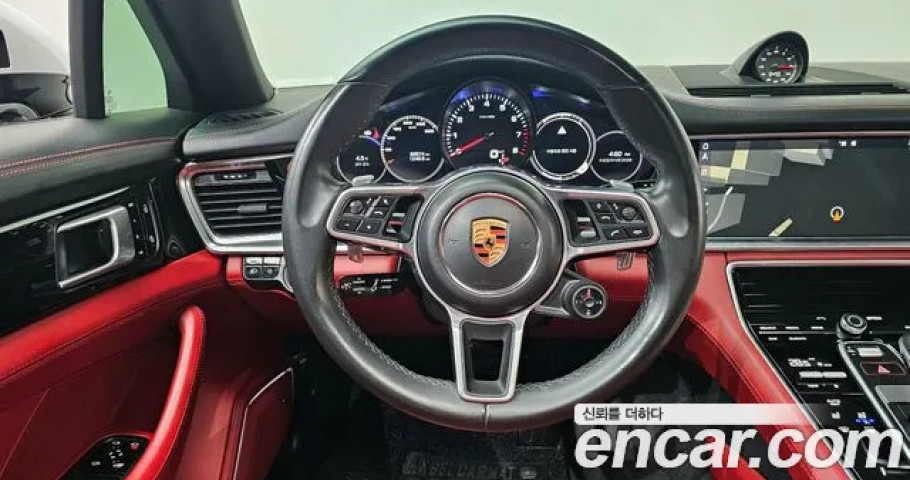 Porsche Panamera 