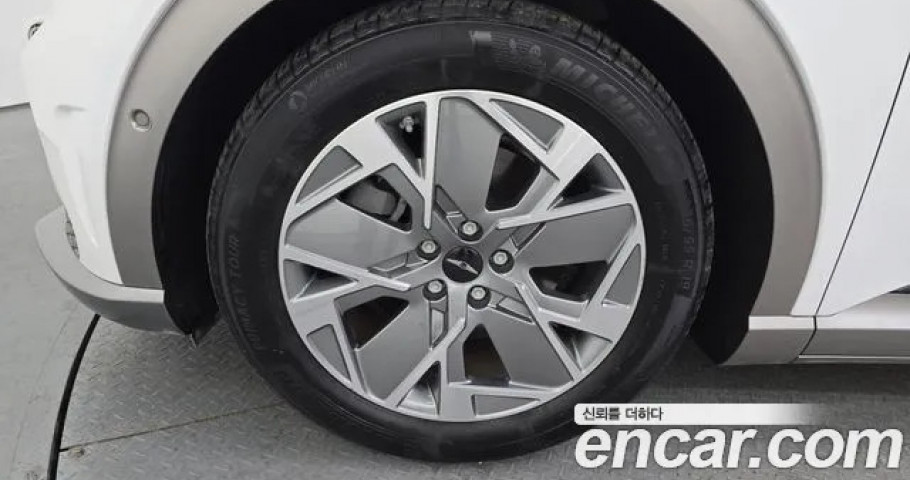Genesis Gv60 