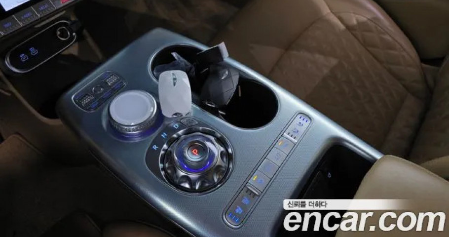Genesis Gv60 