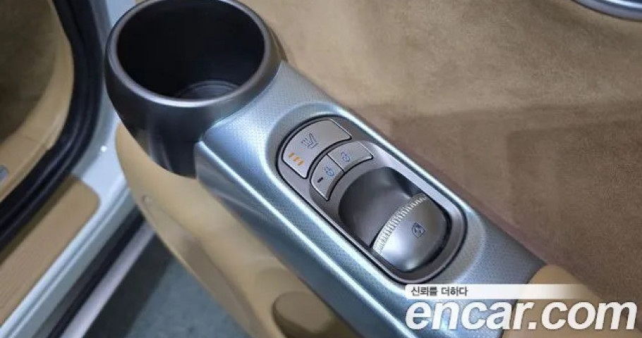 Genesis Gv60 
