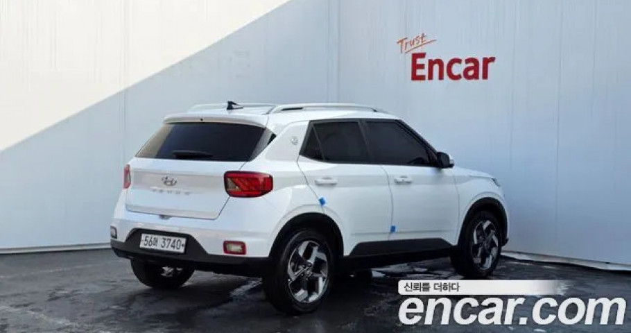 Hyundai Venue 