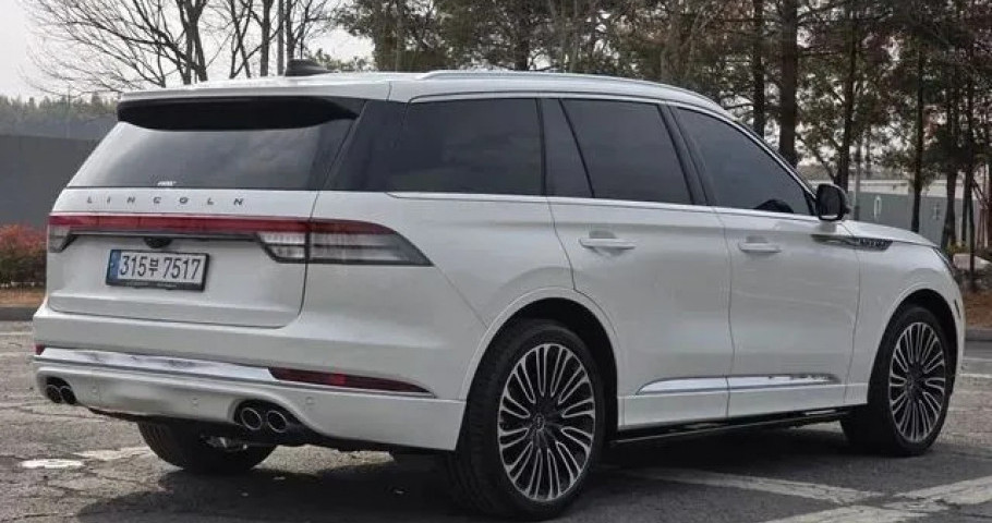 Lincoln Aviator 
