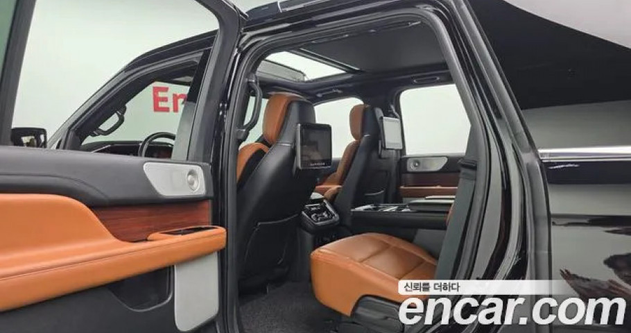 Lincoln Navigator 