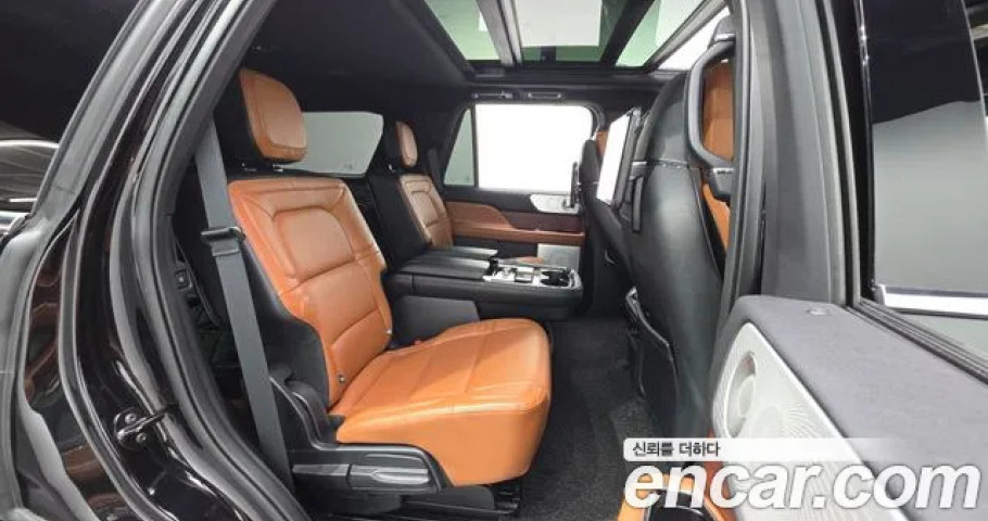Lincoln Navigator 