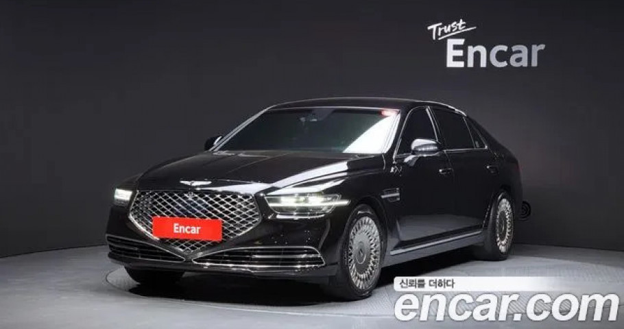 Genesis G90 