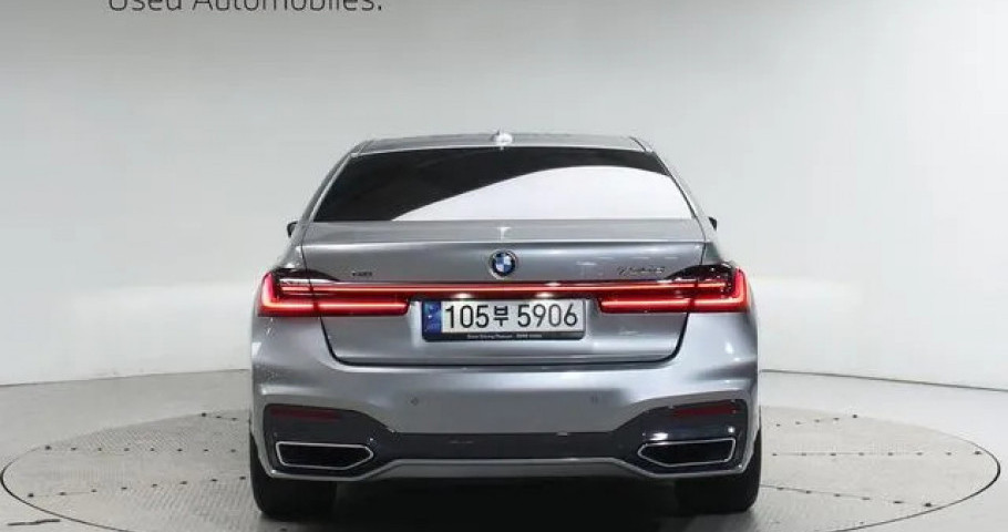 Bmw 7-Series 