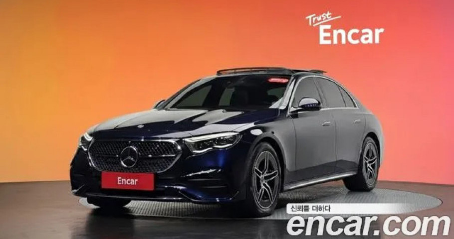 Mercedes-Benz E-Class 