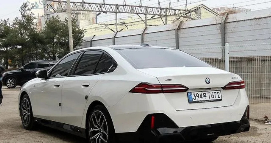 Bmw 5-Series 