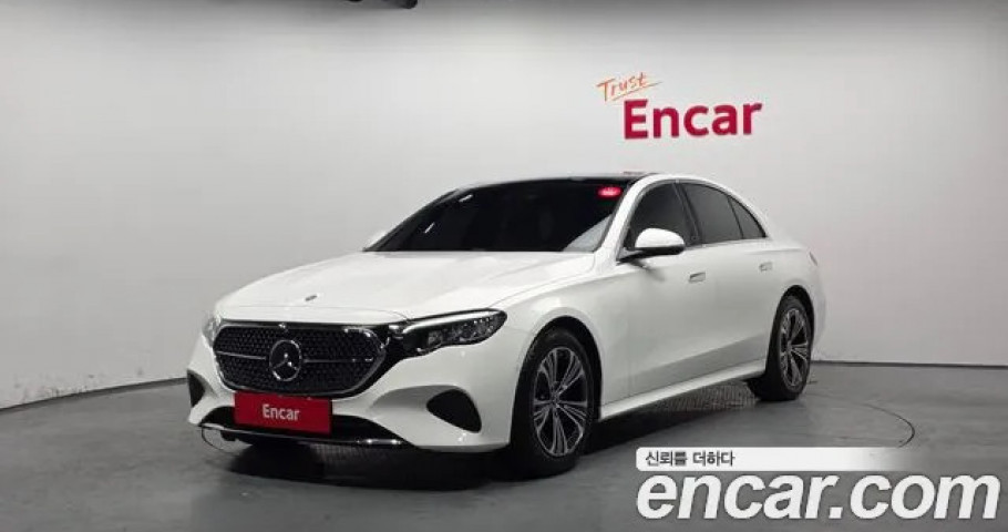 Mercedes-Benz E-Class 