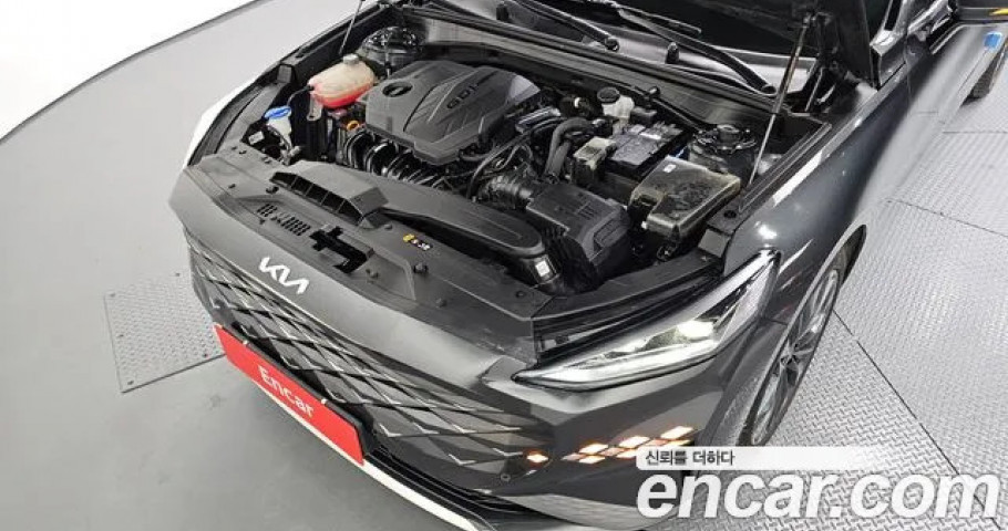 Kia K8 