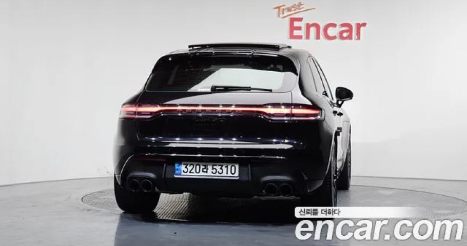 Porsche Macan 