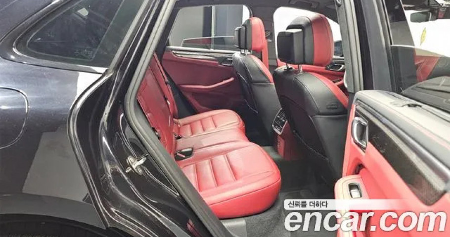Porsche Macan 