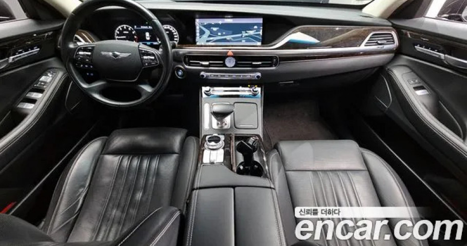 Genesis G90 