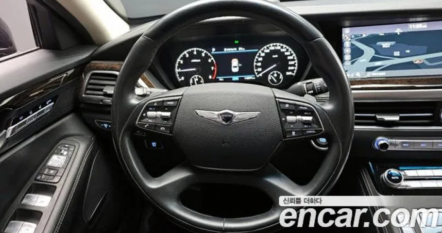 Genesis G90 
