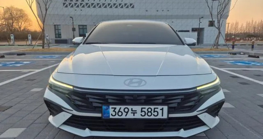 Hyundai Avante 