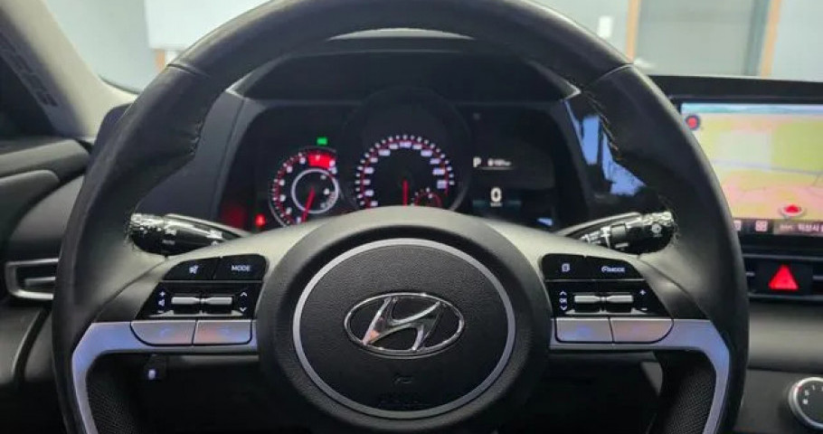 Hyundai Avante 
