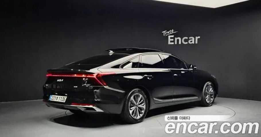 Kia K8 