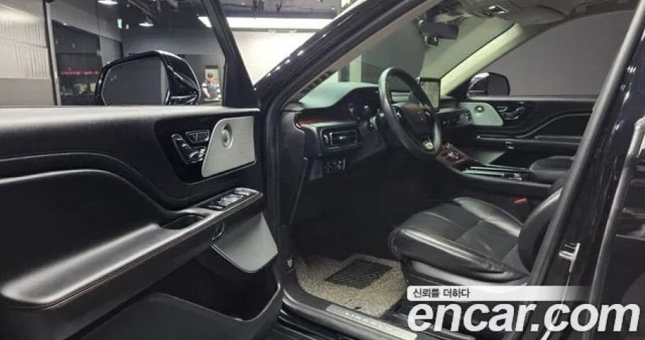 Lincoln Aviator 