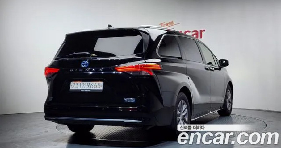 Toyota Sienna 
