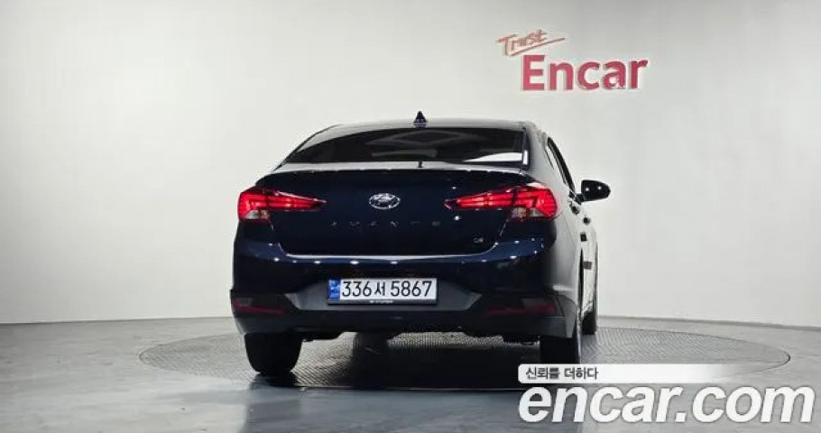 Hyundai Avante (Elantra) 