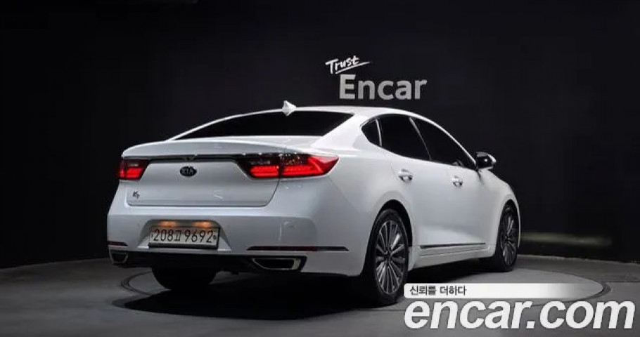 Kia K7 