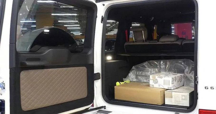 Mercedes-Benz G-Class 