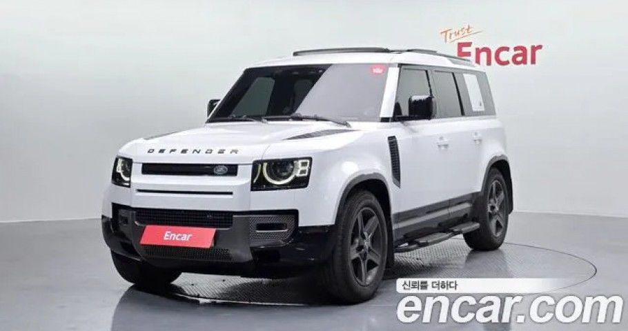Land Rover Defender 