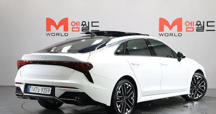 Kia K5 