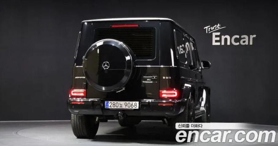 Mercedes-Benz G-Class 