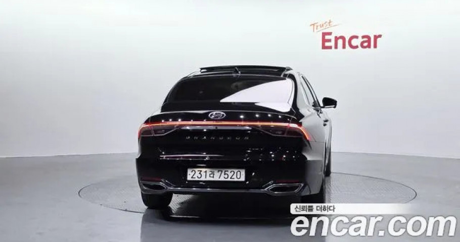 Hyundai Grandeur 