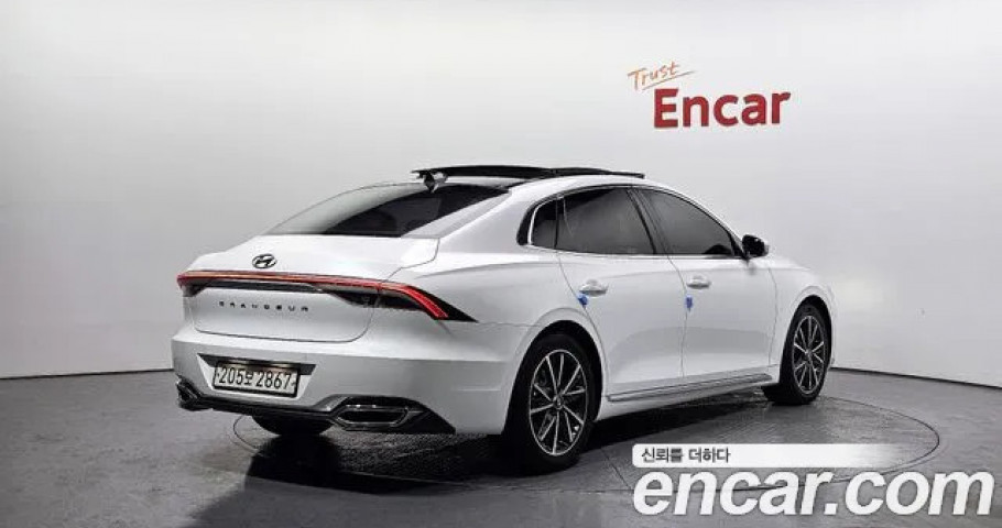 Hyundai Grandeur 