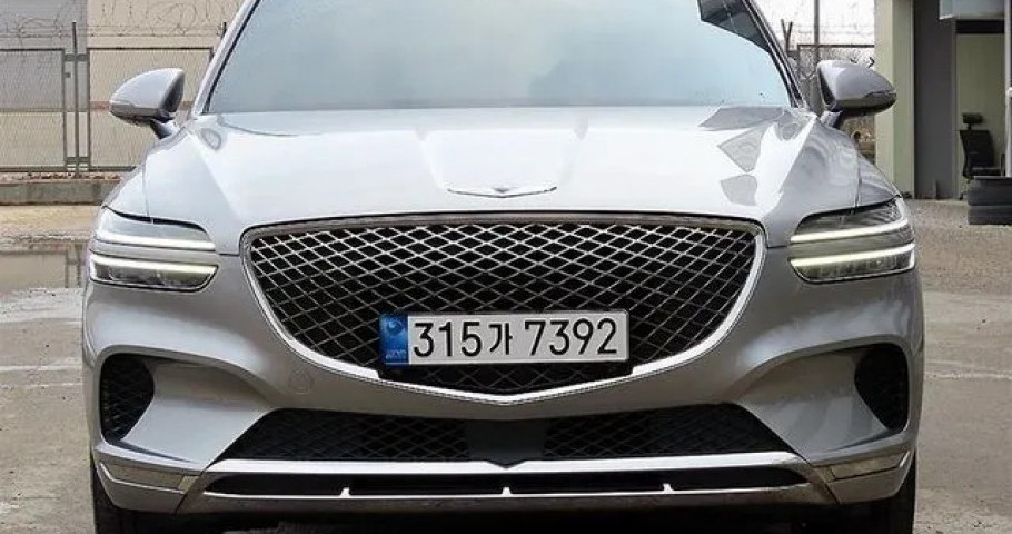 Genesis Gv70 