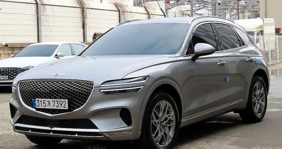 Genesis Gv70 