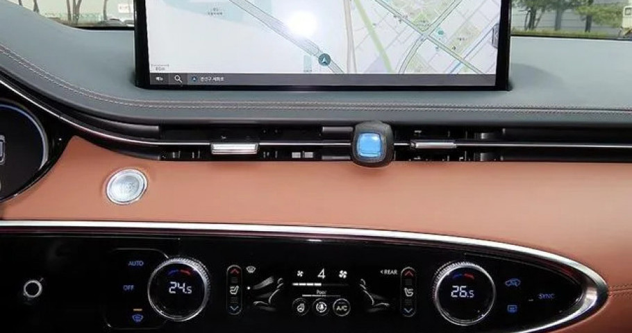Genesis Gv70 