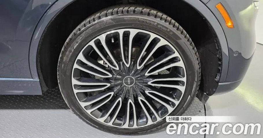 Lincoln Aviator 