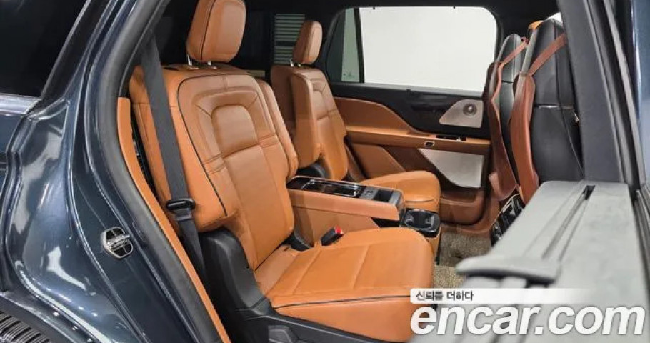 Lincoln Aviator 