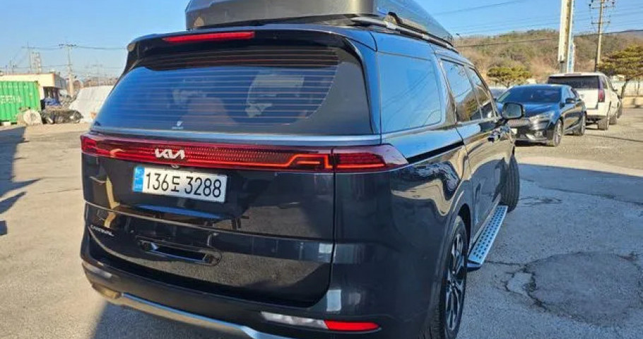 Kia Carnival 