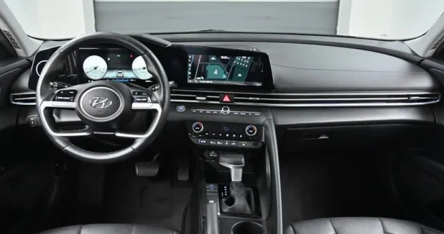 Hyundai Avante 