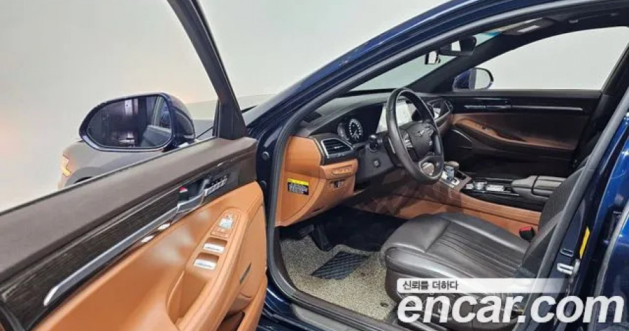 Genesis G90 