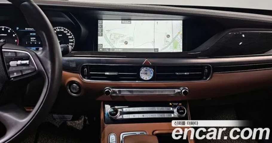 Genesis G90 