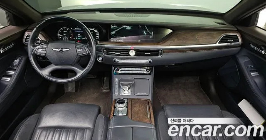 Genesis G90 