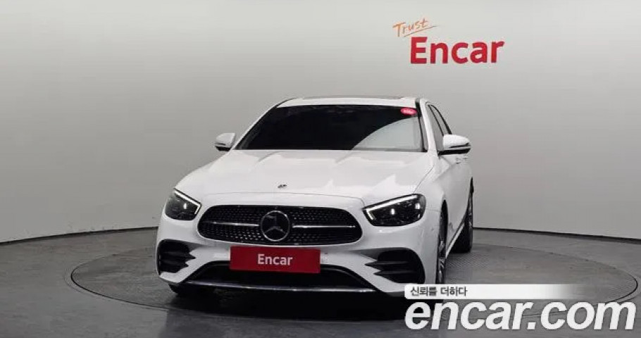 Mercedes-Benz E-Class 
