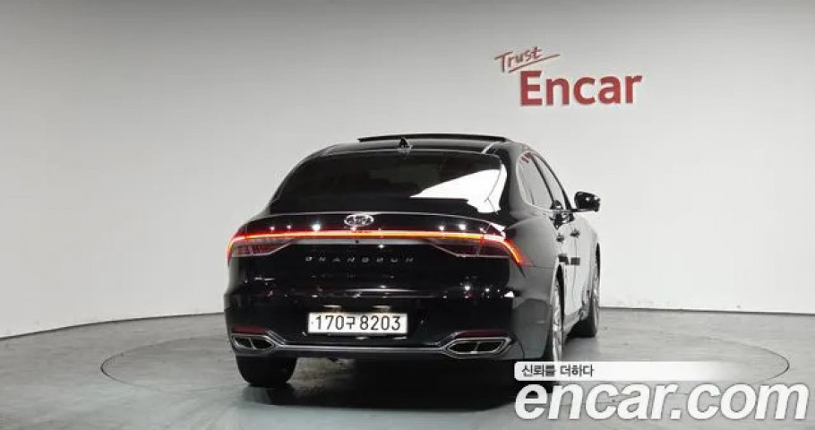 Hyundai Grandeur 