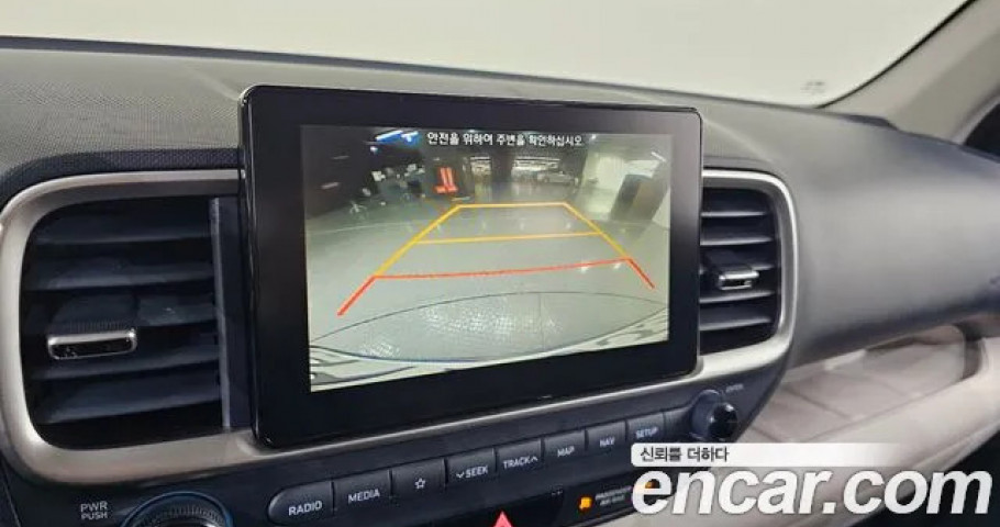 Hyundai Venue 