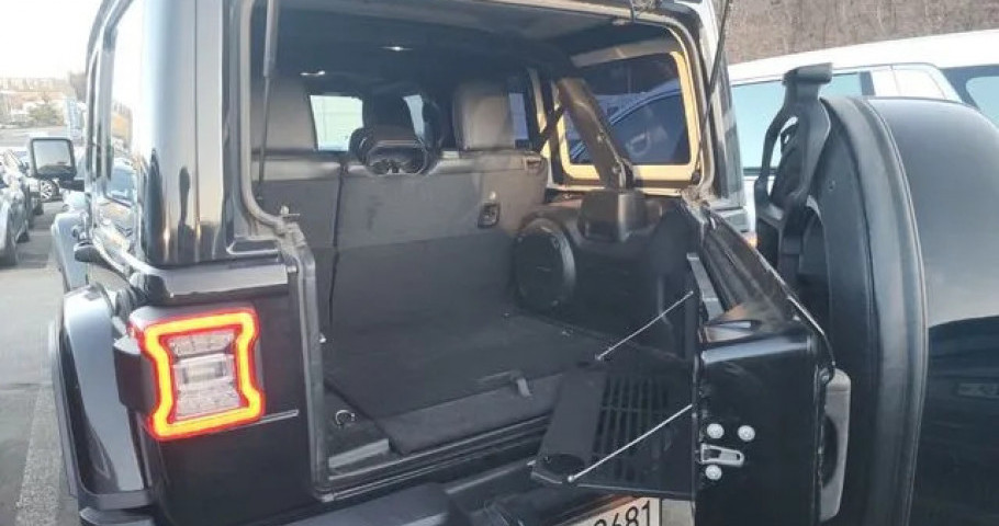 Jeep Wrangler 