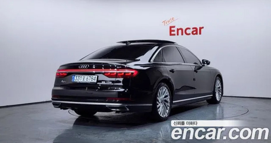 Audi A8 