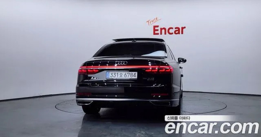 Audi A8 