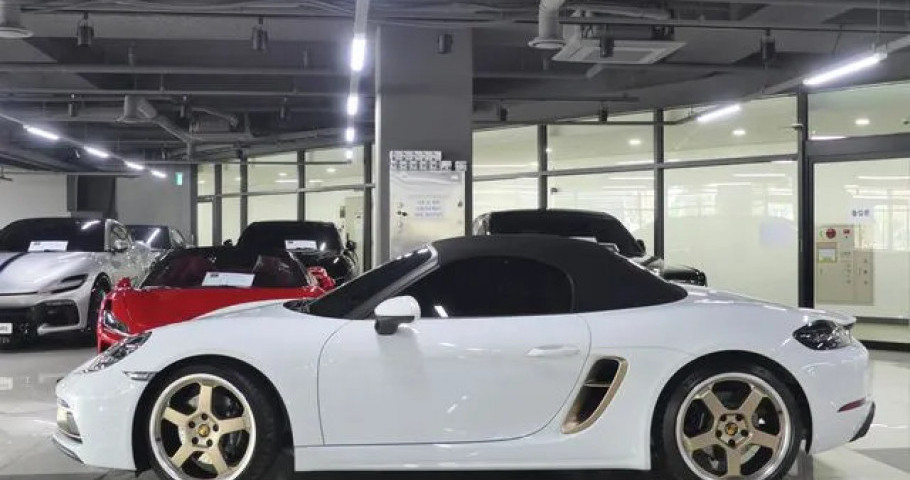 Porsche 718 